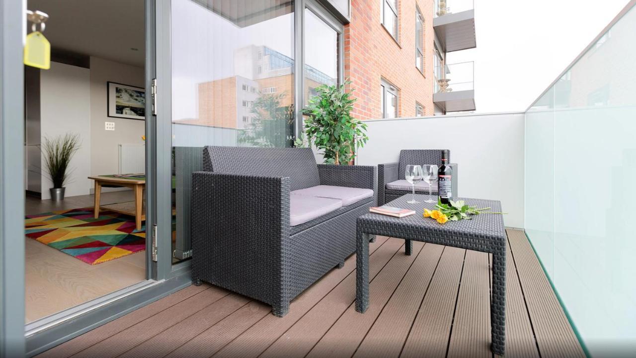 Esquire Apartments Ealing Londres Exterior foto